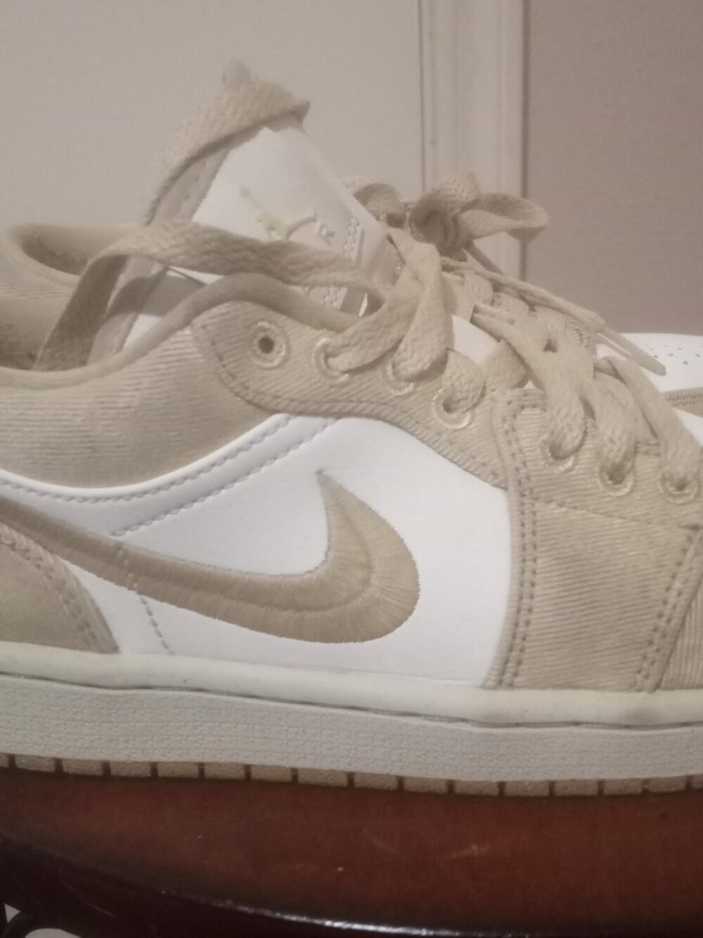 Air Jordan 1 SE Low Top Team Gold Sail Men's Sneakers Lace Up FN3722-701 Sz 7.5 - Picture 4 of 12